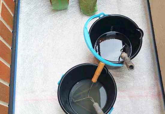 ガラスマットを敷く準備