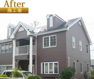 外壁のめくれや剥がれをカバー工事で一新したお住まい