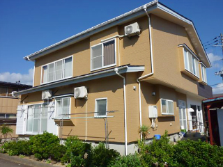 金属サイディングに張り替え