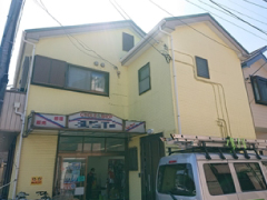 水を吸ってサイディングがボロボロのお住まい