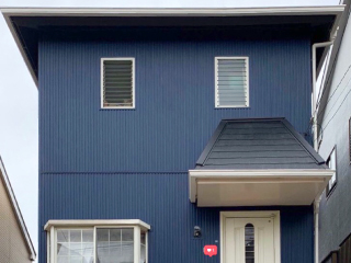 金属サイディングで重ね張り